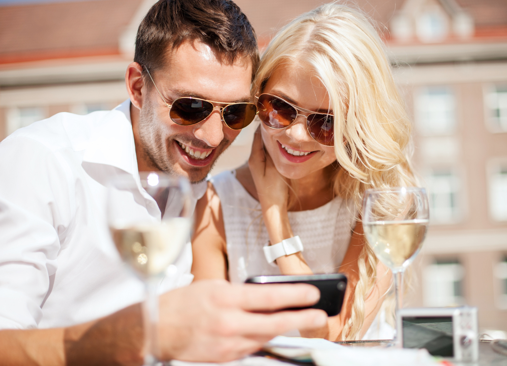 First Date Signs to spot